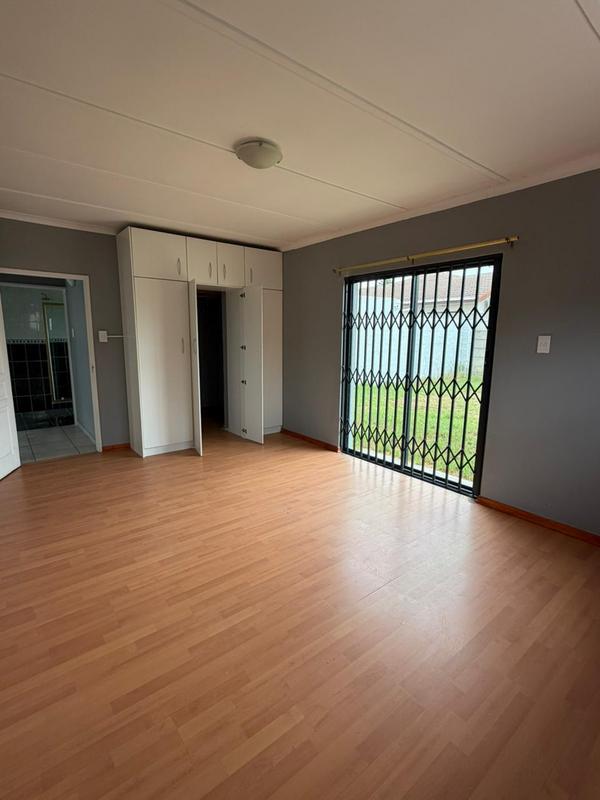 4 Bedroom Property for Sale in Morgenster Western Cape